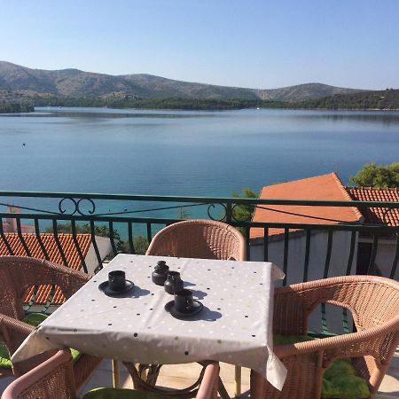 Apartments Maslina Жаборич Екстериор снимка