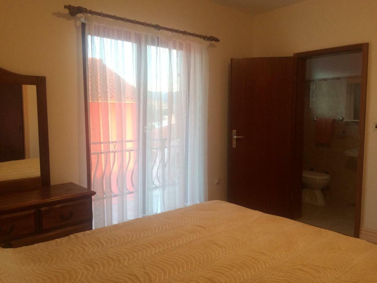 Apartments Maslina Жаборич Екстериор снимка