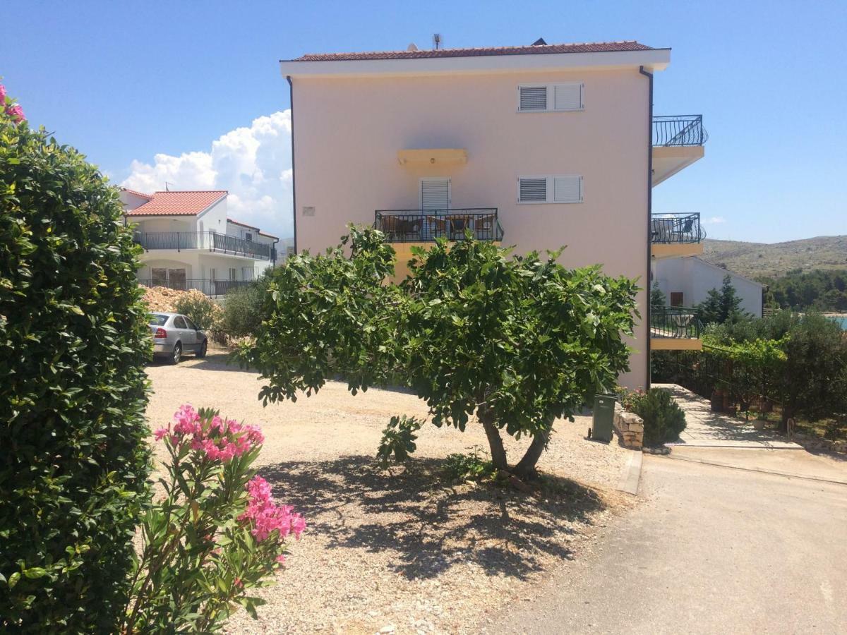 Apartments Maslina Жаборич Екстериор снимка